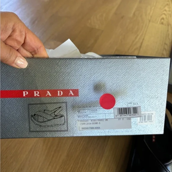 Prada Black Leather Sandals Size 37.5 - Picture 10 of 10